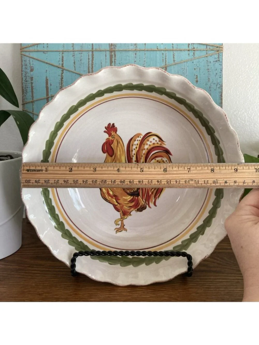 Williams Sonoma 2010 TUSCAN ROOSTERS Large Pasta Bowl One Leg Up